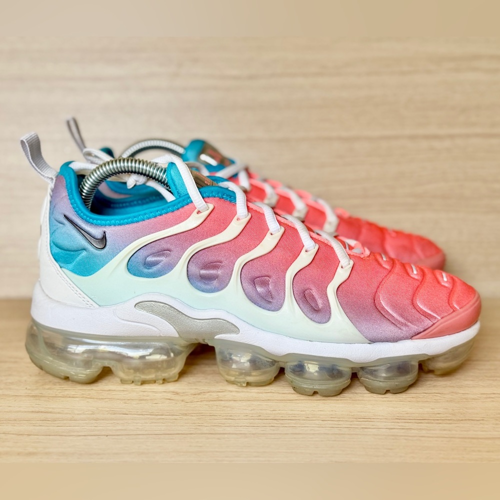 Nike Air Vapormax Plus Lava Glow